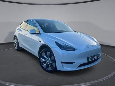 White Used 2022 Tesla Model Y SUV | £22,699 (Fair price)