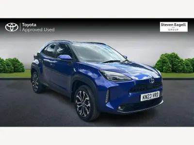 Used Toyota Yaris Design 116 HP (85 kW) 2023 Blue Hatchback
