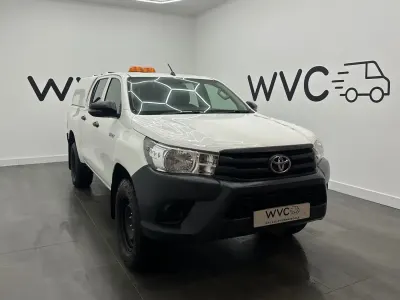 Second-hand Toyota HiLux Active 150 CP (110 kW) 2020 Alb Pickup