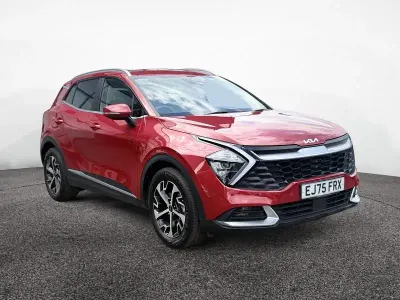 Used Kia Sportage 2025 Red SUV