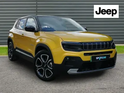 Begagnad Jeep Avenger Summit 114 kW (156 HK) 2025 Gul SUV