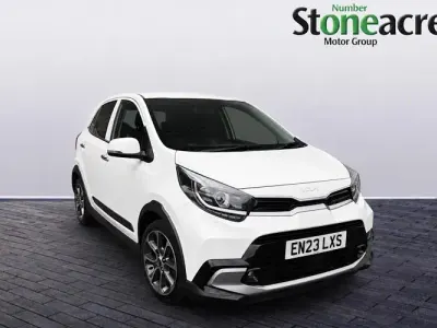 Used Kia Picanto X-Line 67 HP (49 kW) 2023 White Hatchback