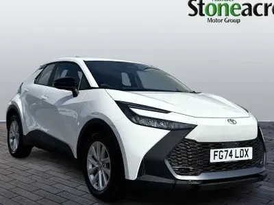 Used Toyota C-HR 140 HP (102 kW) 2026 SUV