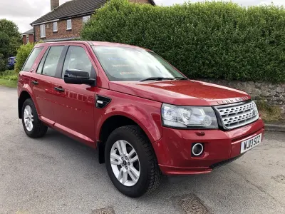 Used Land Rover Freelander 2 187 HP (137 kW) 2013 Red SUV