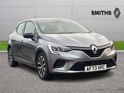 Shadow grey Used 2023 Renault Clio V Hatchback | £12,390 (Good price)
