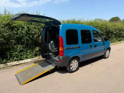 Used Renault Kangoo Authentique 80 HP (58 kW) 2005 Blue MPV