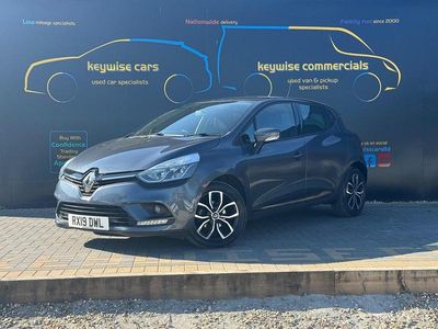 Used Renault Clio V Play 2026 Grey