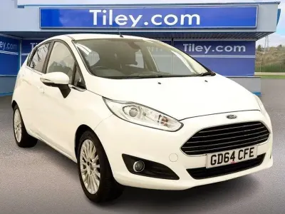 Used Ford Fiesta Titanium 2015 White Hatchback