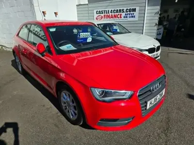 Używany Audi A3 150 KM (110 kW) 2016 Czerwony Hatchback