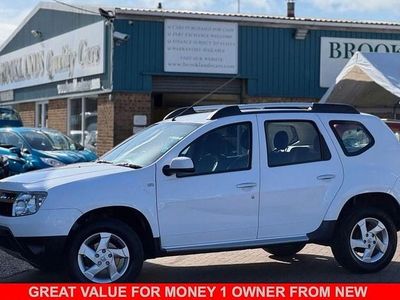 Used Dacia Duster Lauréate 110 HP (80 kW) 2013 White SUV