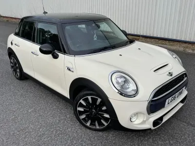 Used Mini Cooper SD Hatch 2016 White Hatchback