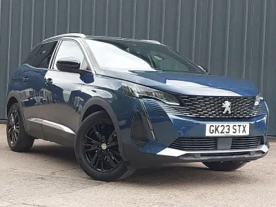Używany Peugeot 3008 Allure+ 131 KM (96 kW) 2023 Niebieski SUV