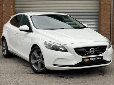 Used Volvo V40 SE Lux 180 HP (132 kW) 2014 Hatchback