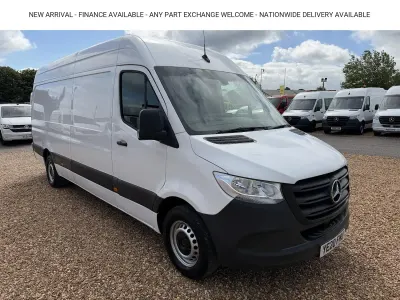 Used Mercedes Sprinter 163 HP (119 kW) 2020 White Van