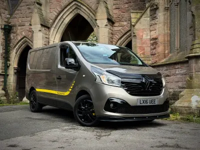 Used Renault Trafic 2016 Beige MPV