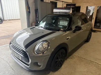 Używany Mini Cooper Hatch 2016 Szary Hatchback