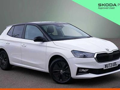 Used Skoda Fabia Colour Edition 94 HP (69 kW) 2023 Candy white body / black magic pearl effect roof Hatchback
