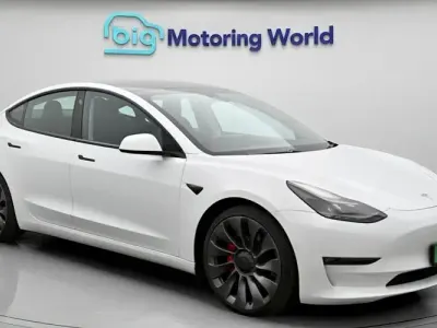 Used Tesla Model 3 Performance 461 kW (627 HP) 2021 White Sedan