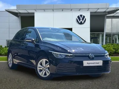 Used VW Golf VIII Life 147 HP (108 kW) 2023 Black Hatchback