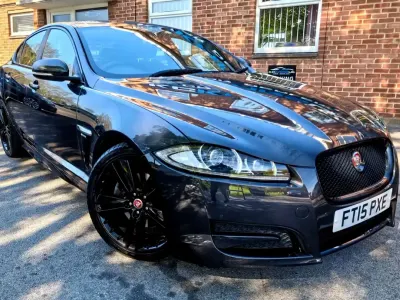 Gebraucht Jaguar XF R-Sport 200 PS (147 kW) 2015 Schwarz Limousine