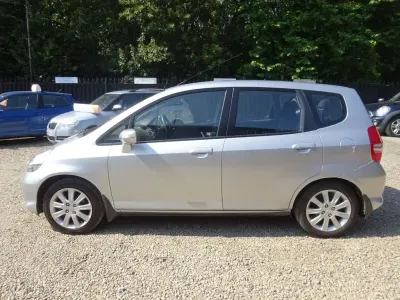 Used Honda Jazz SE 83 HP (61 kW) 2006 Silver Hatchback