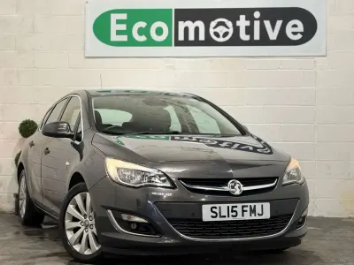 Used Vauxhall Astra Elite 115 HP (84 kW) 2015 Grey Hatchback