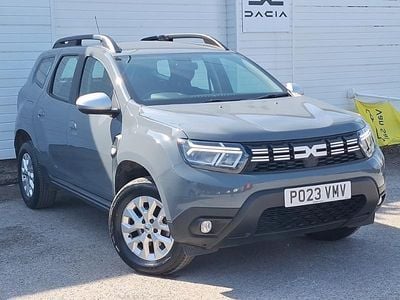 Begagnad Dacia Duster Expression 90 HK (66 kW) 2023 Grå SUV