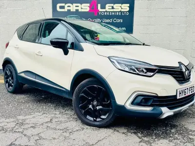 Used Renault Captur Dynamique 88 HP (64 kW) 2017 Cream SUV