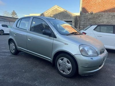 Green Used 2002 Toyota Yaris Hatchback | £1,050 (Fair price)