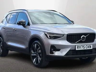 Used Volvo XC40 Ultra 161 HP (118 kW) 2025 Silver SUV