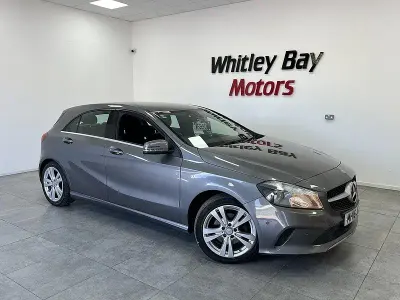 Używany Mercedes A200 Executive 2016 Szary Hatchback