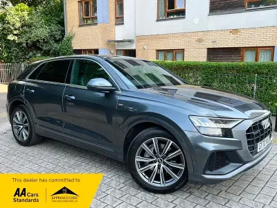 Used Audi Q8 S-Line 340 HP (250 kW) 2020 Grey SUV