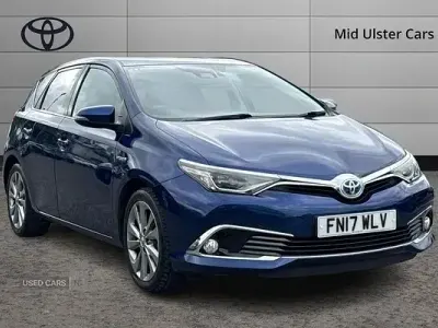 Used Toyota Auris Hybrid