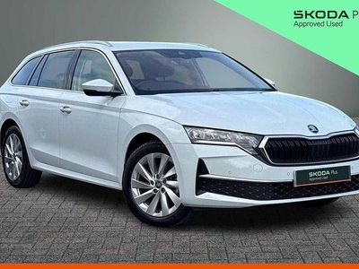 Usado Skoda Octavia SE L 110 HP (80 kW) 2025 Branco Carrinha