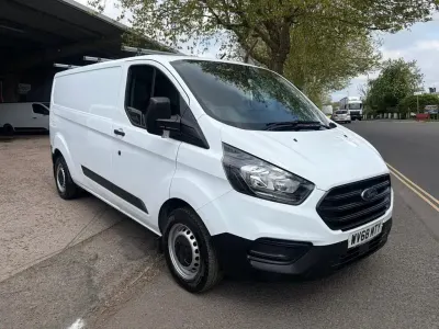 Used Ford Transit Custom 105 HP (77 kW) 2018 White Van