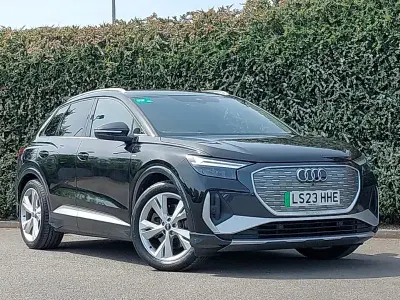 Gebraucht Audi Q4 e-tron S-Line 219 kW (299 PS) 2023 Schwarz SUV