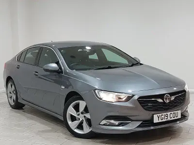 Used Vauxhall Insignia SRi 165 HP (121 kW) 2019 Grey Hatchback