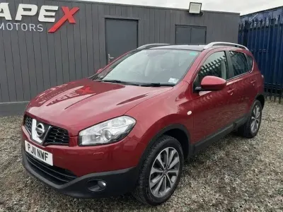 Used Nissan Qashqai N-TEC 117 HP (86 kW) 2011 Red SUV