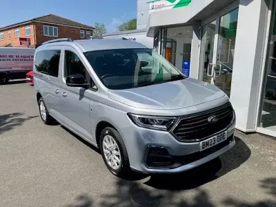 Used Ford Tourneo Connect Titanium 2023 Silver MPV