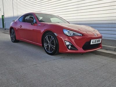 Used Toyota GT86 GT 200 HP (147 kW) 2016 Red Coupe