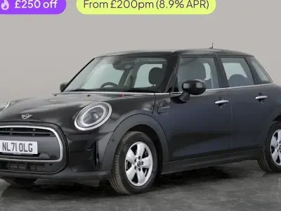 Usado Mini Cooper Classic 136 CV (100 kW) 2022 Negro Utilitario