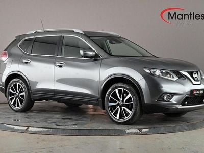 Used Nissan X-Trail N-Vision 130 HP (95 kW) 2017 Grey SUV