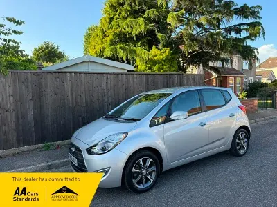 Used Hyundai ix20 SE 115 HP (84 kW) 2018 Silver Hatchback