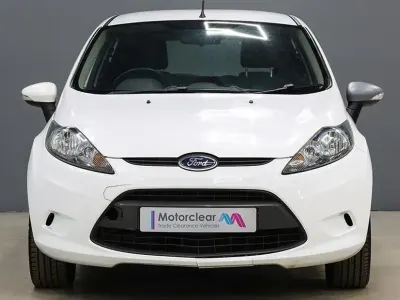 Used Ford Fiesta 82 HP (60 kW) 2012 White Hatchback