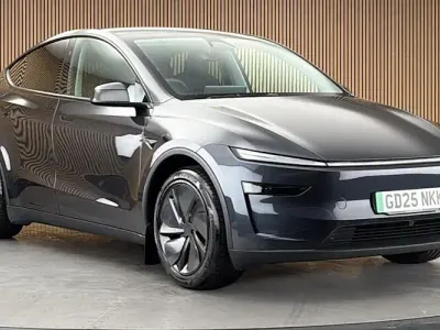 Used Tesla Model Y Standard Range 219 kW (299 HP) 2025 Grey SUV