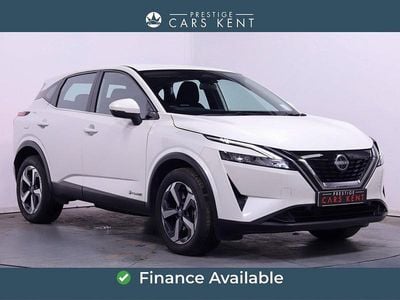 White Used 2023 Nissan Qashqai Acenta Premium SUV | £19,649 (Good price)