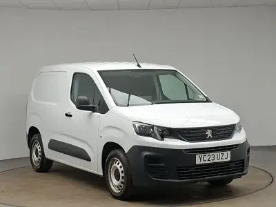 Used Peugeot Partner Premium 131 HP (96 kW) 2023 White MPV