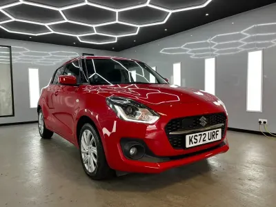 Usado Suzuki Swift SZ-T 2023 Vermelho Citadino