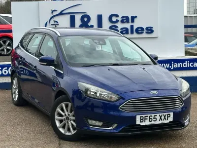 Used Ford Focus Titanium 150 HP (110 kW) 2015 Blue Estate