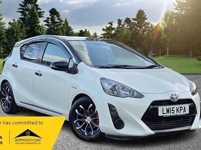 Używany Toyota Yaris Hybrid 2015 Biały